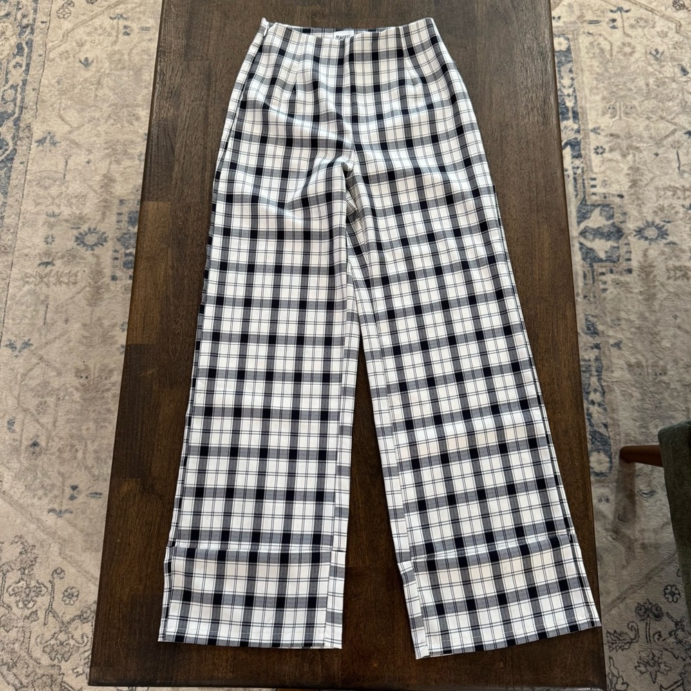 Princess Polly Euros Check‎ Pants Black/White